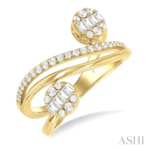 1/2 Ctw Bypass Fusion Baguette and Round Cut Diamond Fashion Open Wrap Ring in 14K Yellow Gold