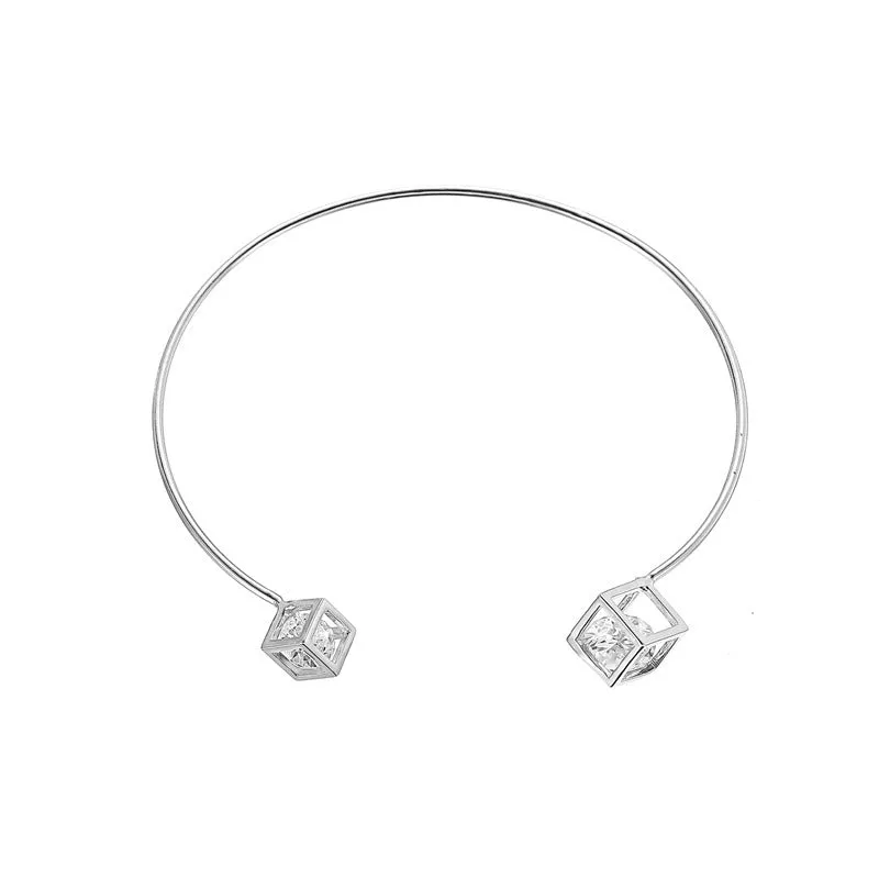 B863 - Simple metal square bracelet