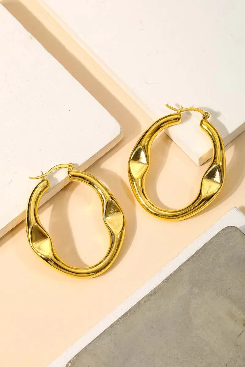 Circle Cutout Latch Hoop Elegant Earrings