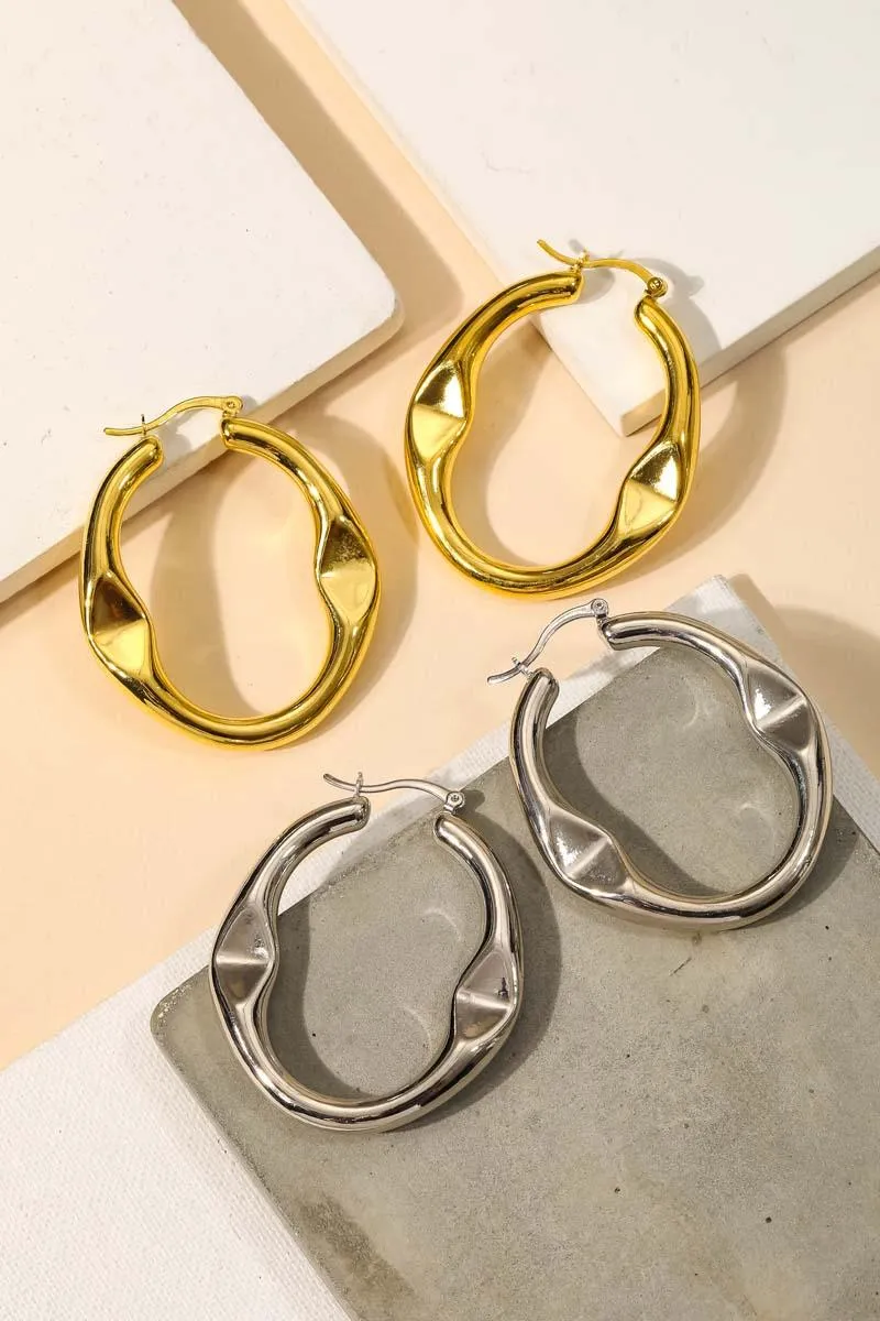 Circle Cutout Latch Hoop Elegant Earrings