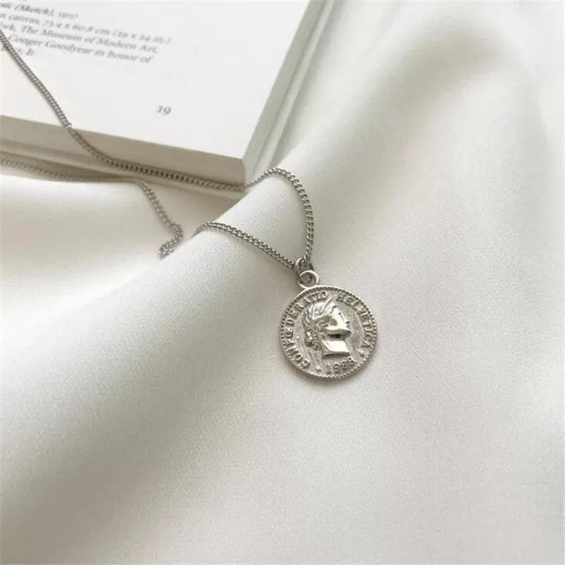 Coin Round Beautiful Pendant Necklace Creative Personality Women Necklace