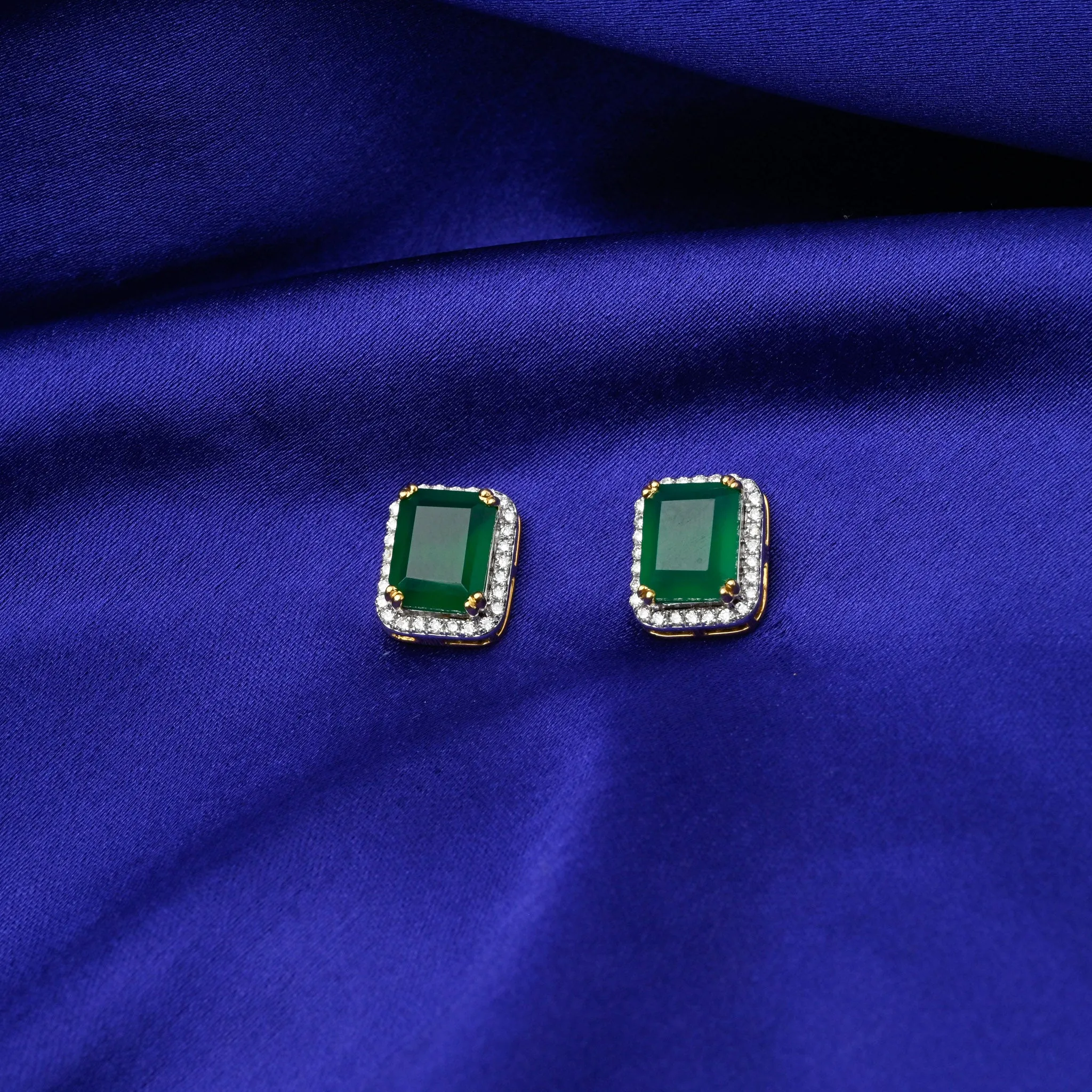 Emerald Estate - Earrings with Pendant Set