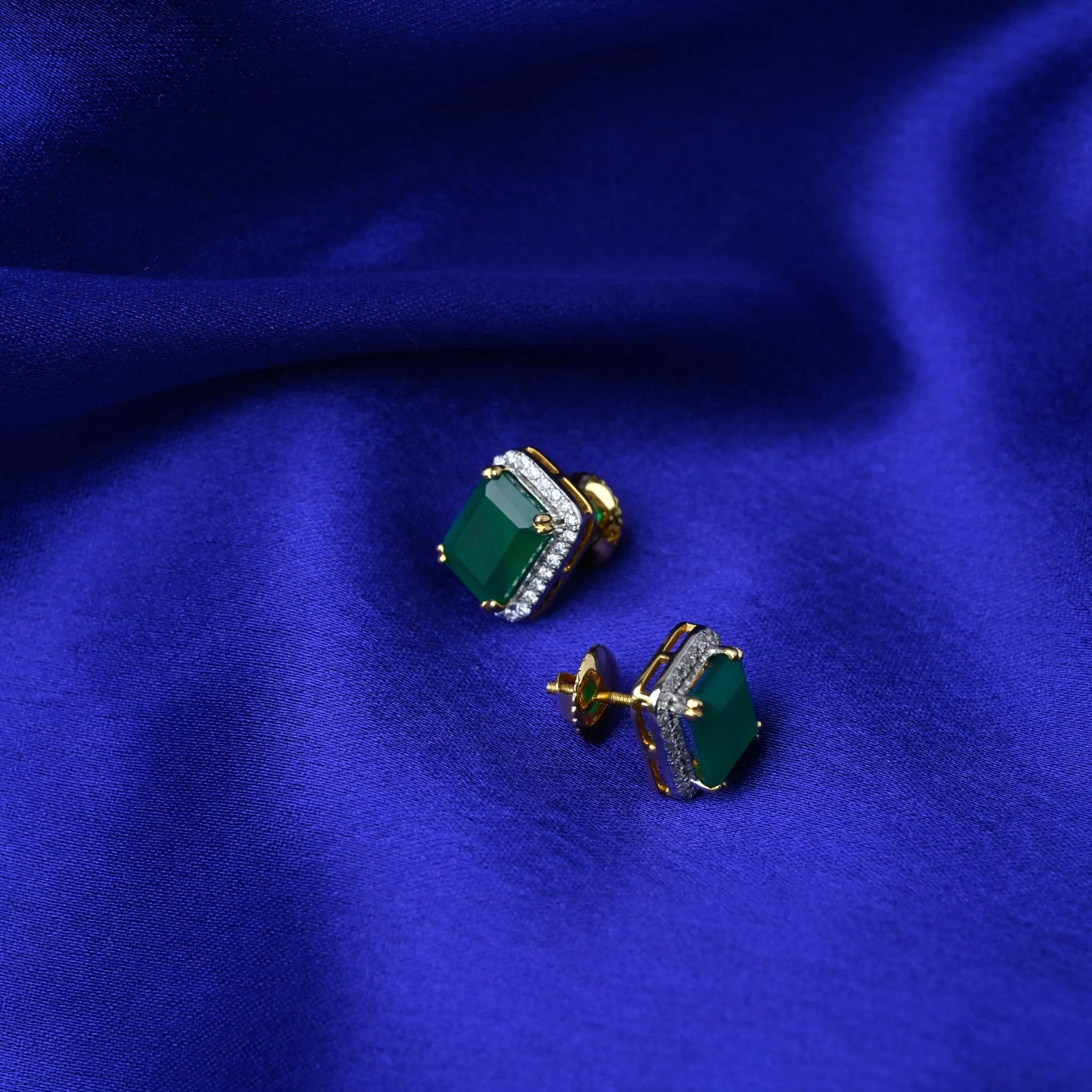 Emerald Estate - Earrings with Pendant Set