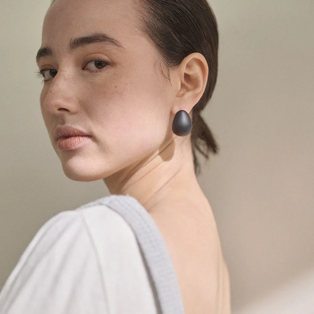 Homaica Frosted Teardrop Earrings