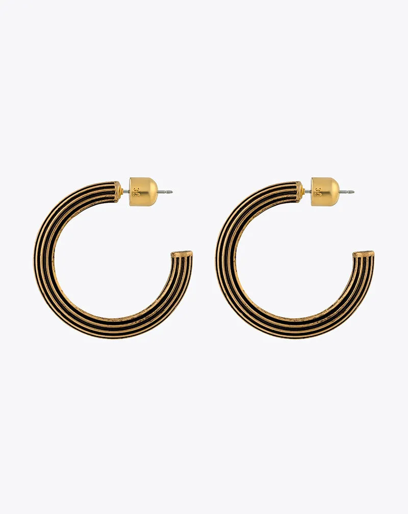 Ribbed Hoop Earring