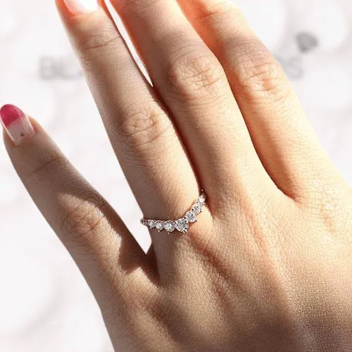 Rose Gold Chic Thin V Shaped Stacking Wedding Band