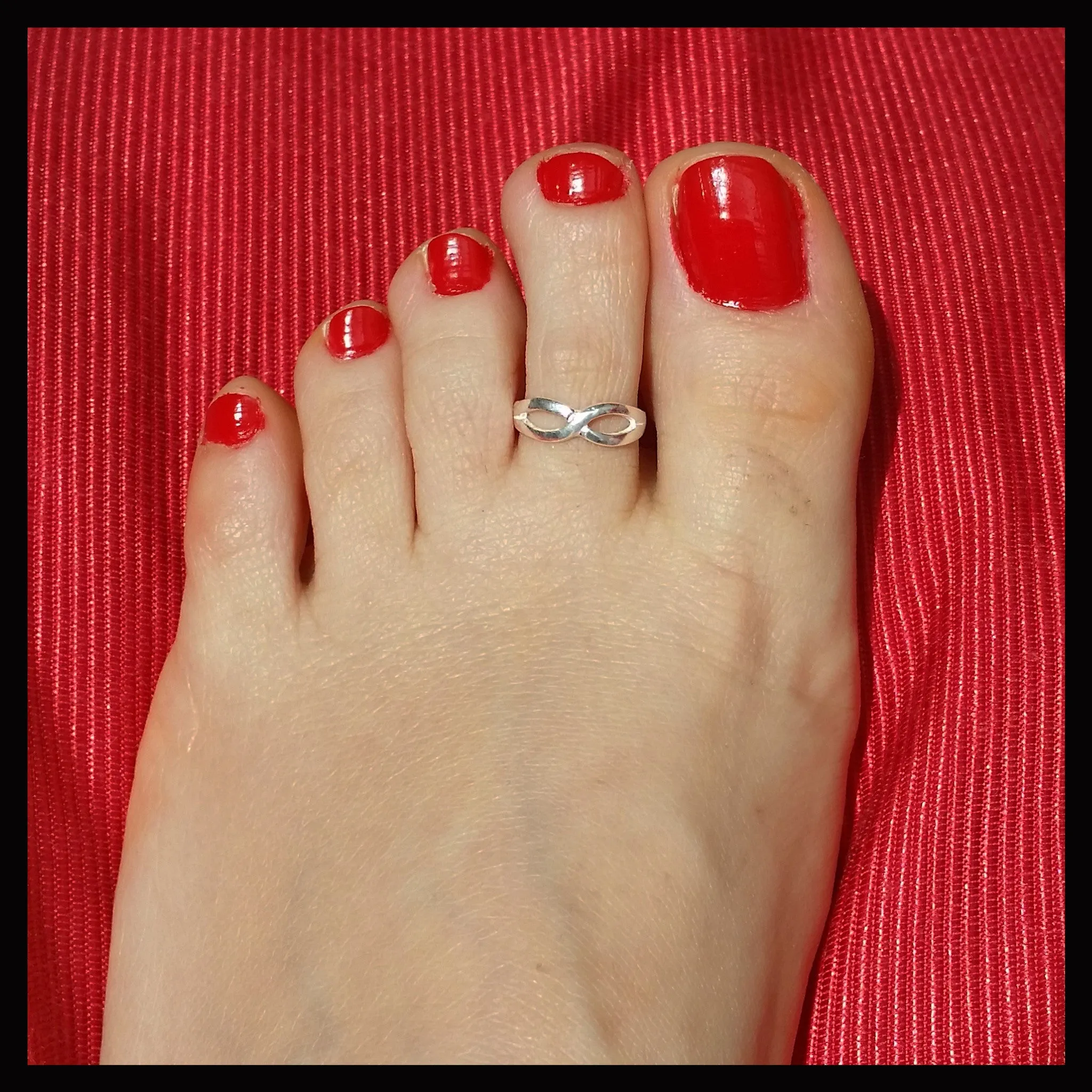 Toe rings; Infinity