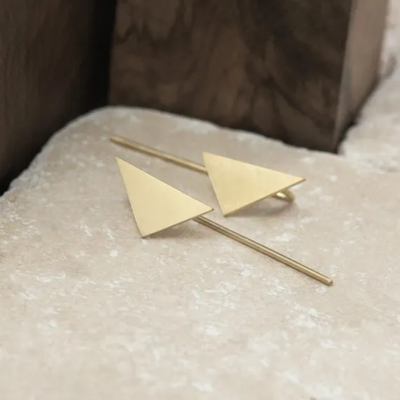 Triangular statement earrings N°8 in gold plated silver