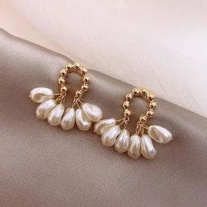 Women's Elegant Baroque Pearl Earrings